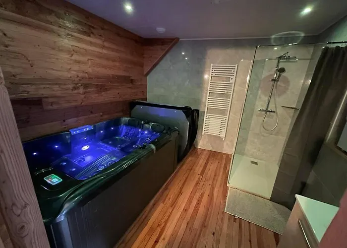 Logement Avec Jacuzzi Murat